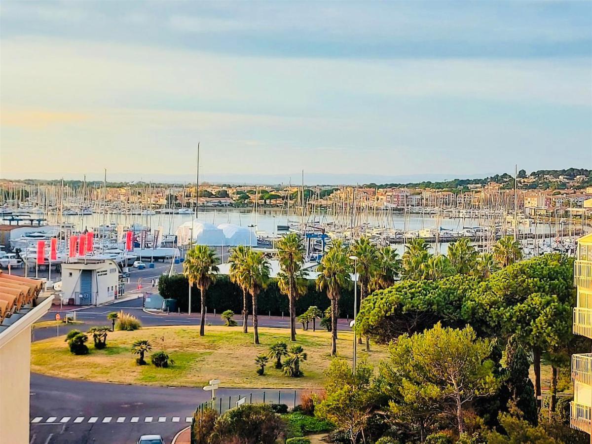 Grand Appartement Proche Port Et Plages, 6 A 8 Pers, 3 Chambres, Climatise Agde Exterior photo